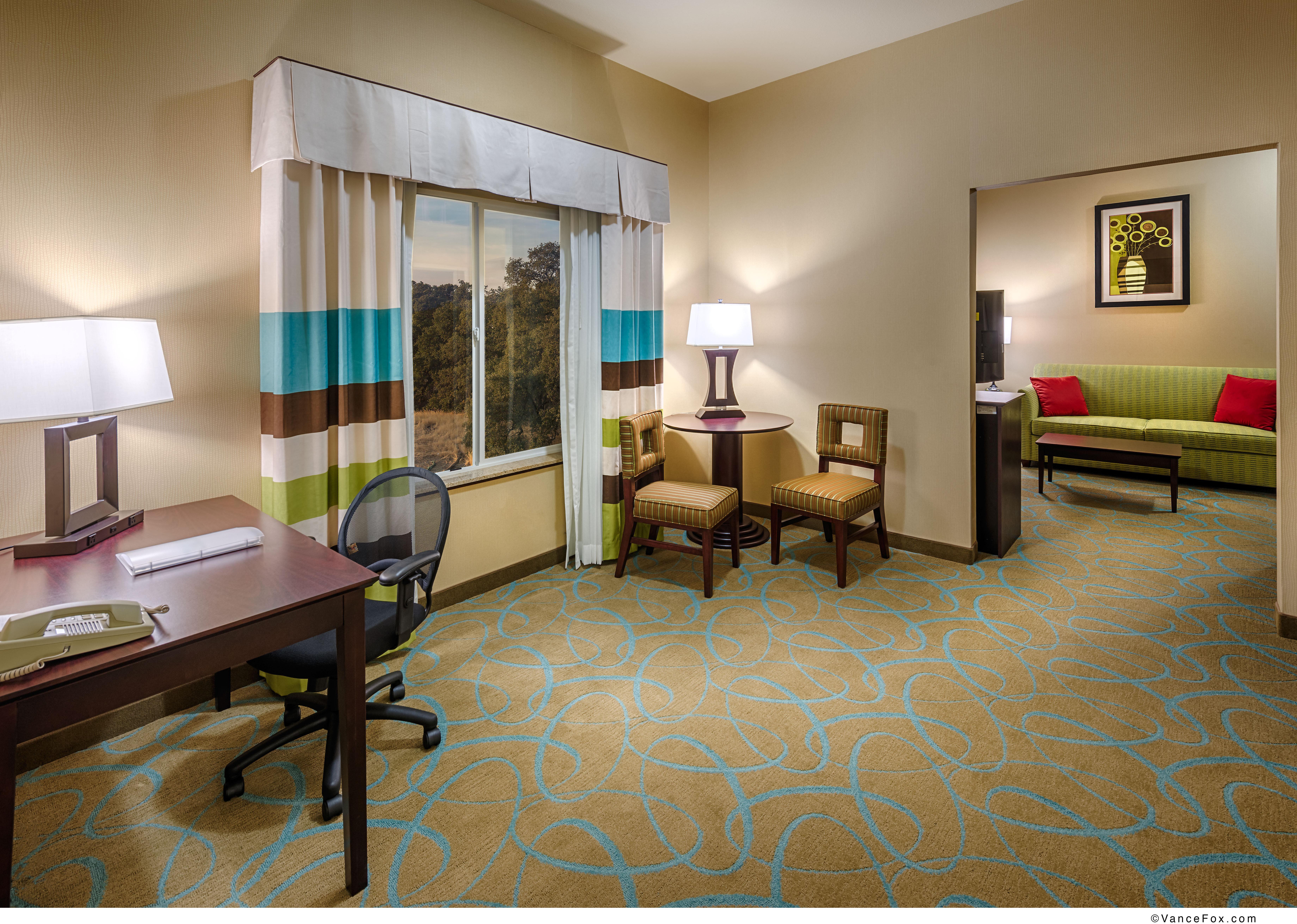 Hampton Inn & Suites רד בלאף מראה חיצוני תמונה