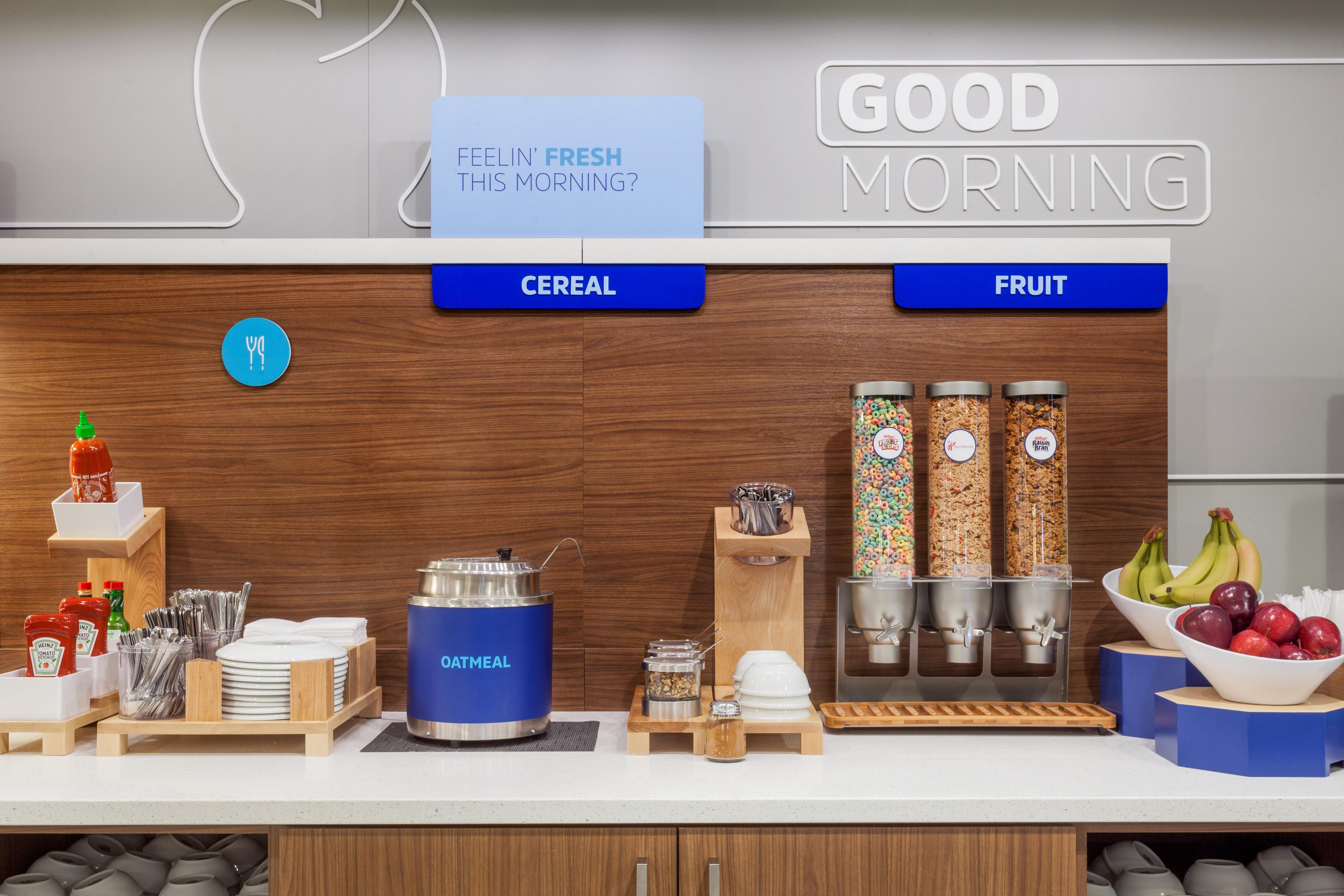 Hampton Inn & Suites רד בלאף מראה חיצוני תמונה