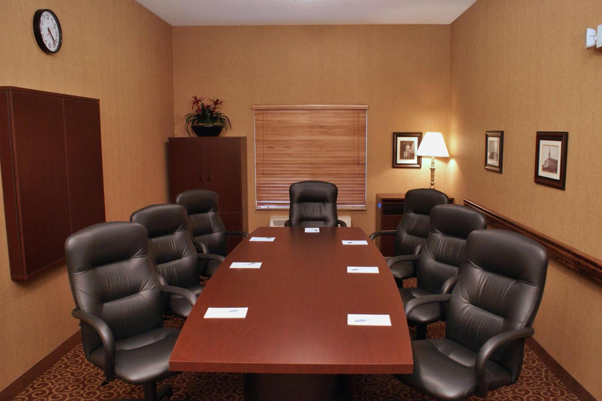 Hampton Inn & Suites רד בלאף מראה חיצוני תמונה